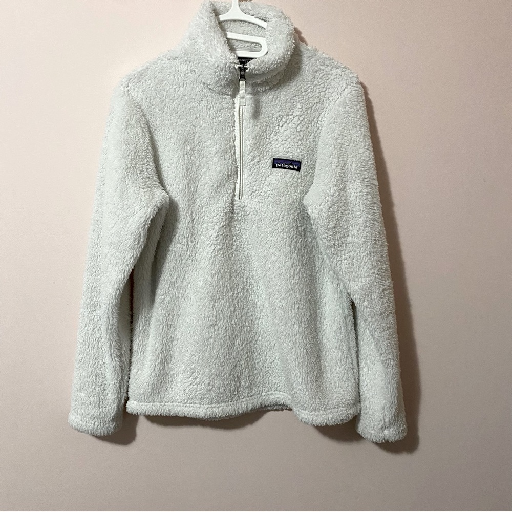 Patagonia women’s Los Gatos 1/4 zip white fleece pullover